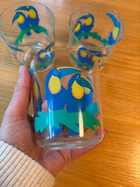 3 Cameleon Toucan Tumblers Acrylic Glasses P. Tardif Neove